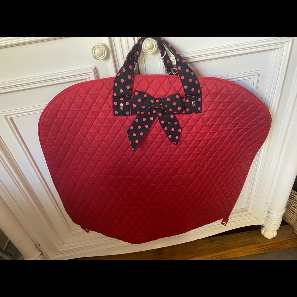 Red/Black garment bag w/ matching toiletry bag
